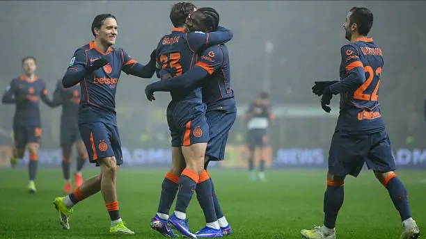 Inter Milan duy trì ưu thế trong cuộc đua tại Serie A